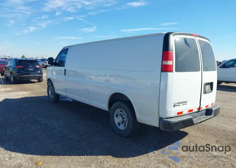 2014 Chevrolet Express 2500 Work Van из США, поврежденный, VIN 1GCWGGCA2E1212211
